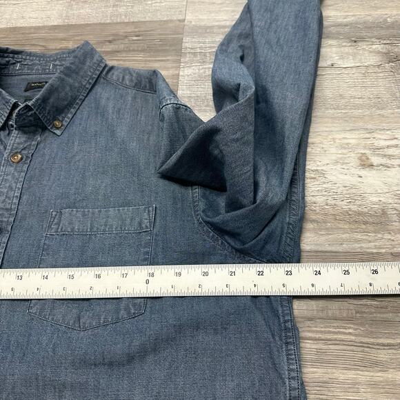 Banana Republic Dark Wash Blue Mens L Untucked Fit Button Down Chambray Shirt - Picture 9 of 12